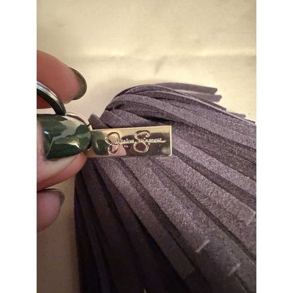 JESSICA SIMPSON TASSEL KEY FOB BAG CHARM KEYCHAIN HANG TAG SILVER GRAY